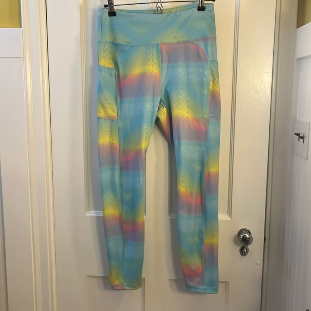 Women’s pastel rainbow leggings